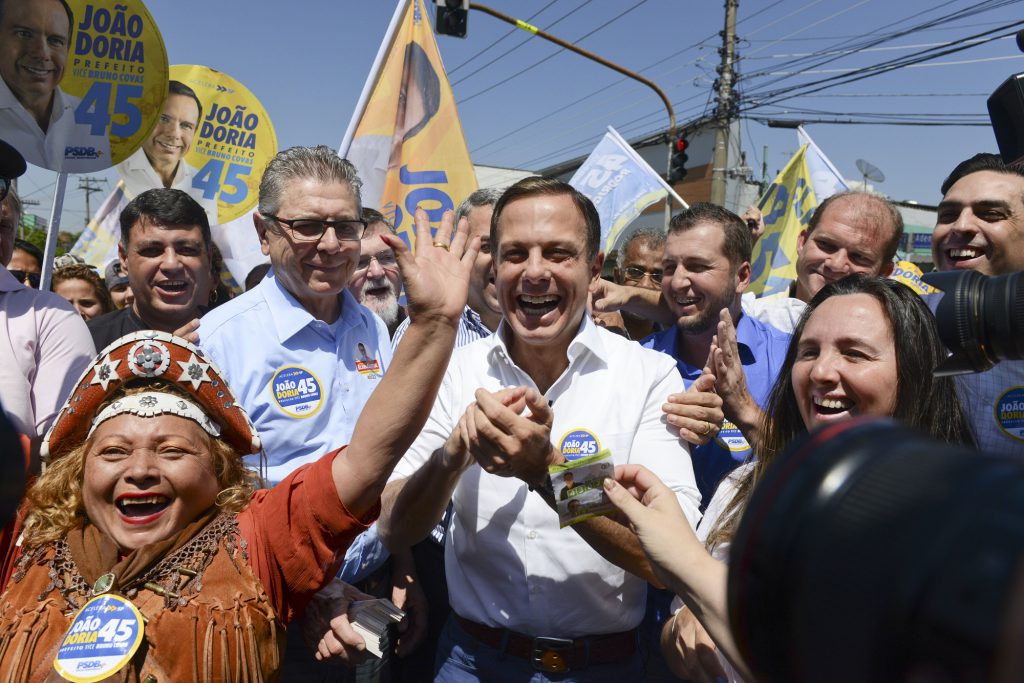 Joao Doria se convirtió en la mayor sorpresa al ganar la Alcaldía (prefeitura) de Sao Paulo en primera vuelta.