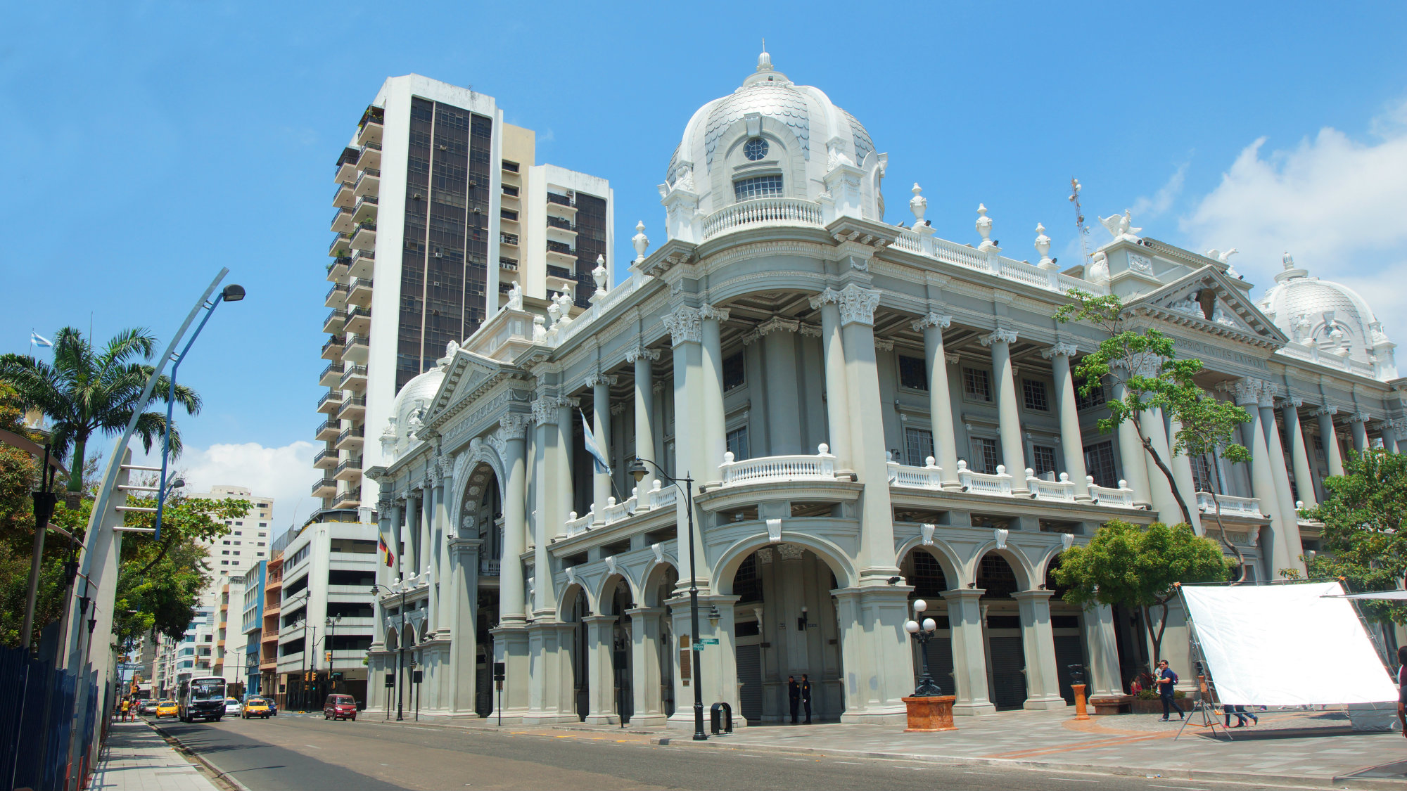 Guayaquil es la ciudad más poblada y la más grande de Ecuador; con una población en su área metropolitana de más de 3 millones de habitantes. Foto: Alejo Miranda-Shutterstock