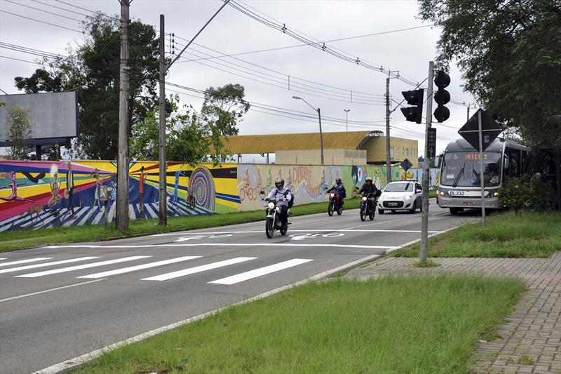 Curitiba lanzó programa piloto de espacio exclusivo para motos