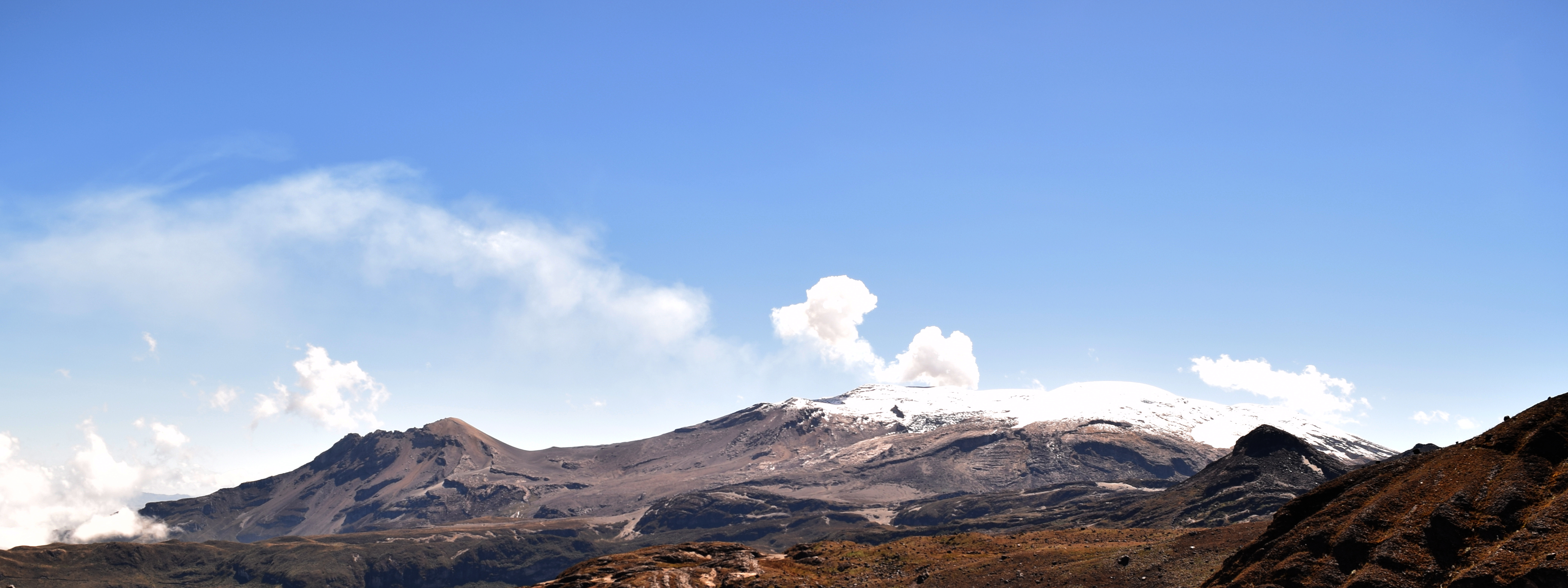 Llega el día sin carro a Manizales, mientras el Nevado del Ruíz se va