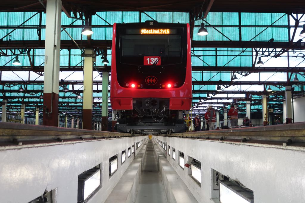 En el Metro de Santiago rodarán los primeros trenes ensamblados en Chile