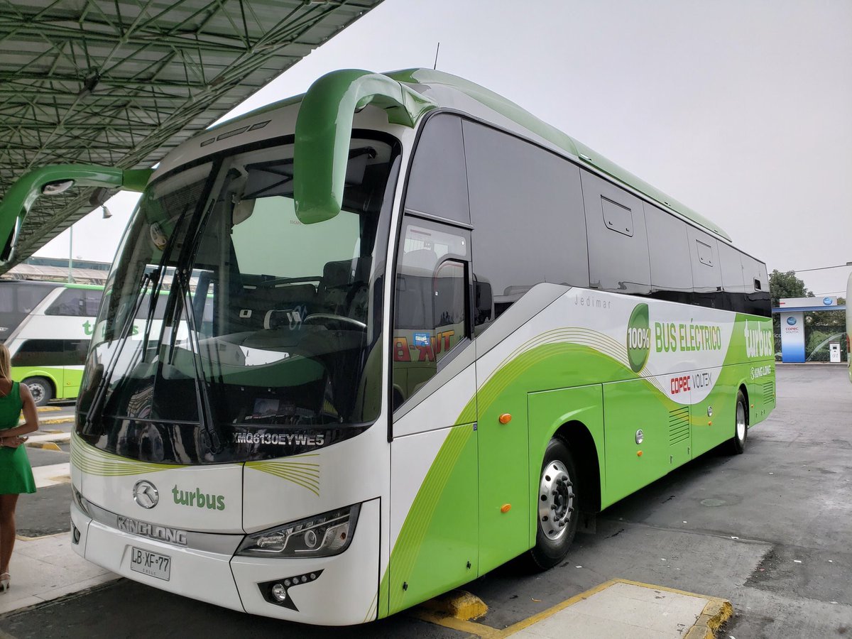 Ya rueda el primer bus eléctrico para recorridos intraurbanos en Chile