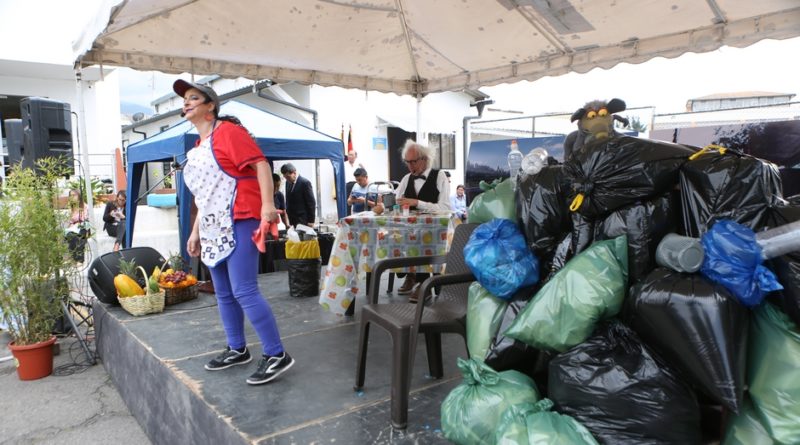 Ciudadanos firmaron pacto por un ‘Quito Libre de Basura’