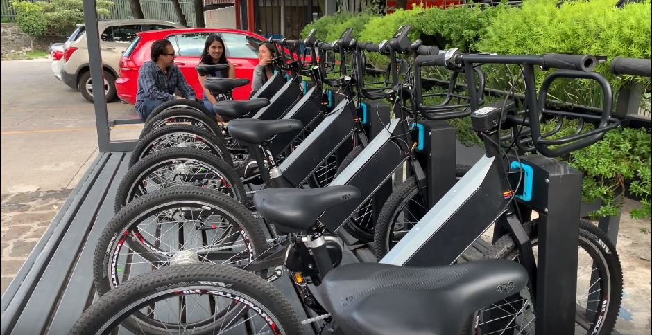 Estudiantes de la UNAM desarrollaron estación inteligente para bicicletas