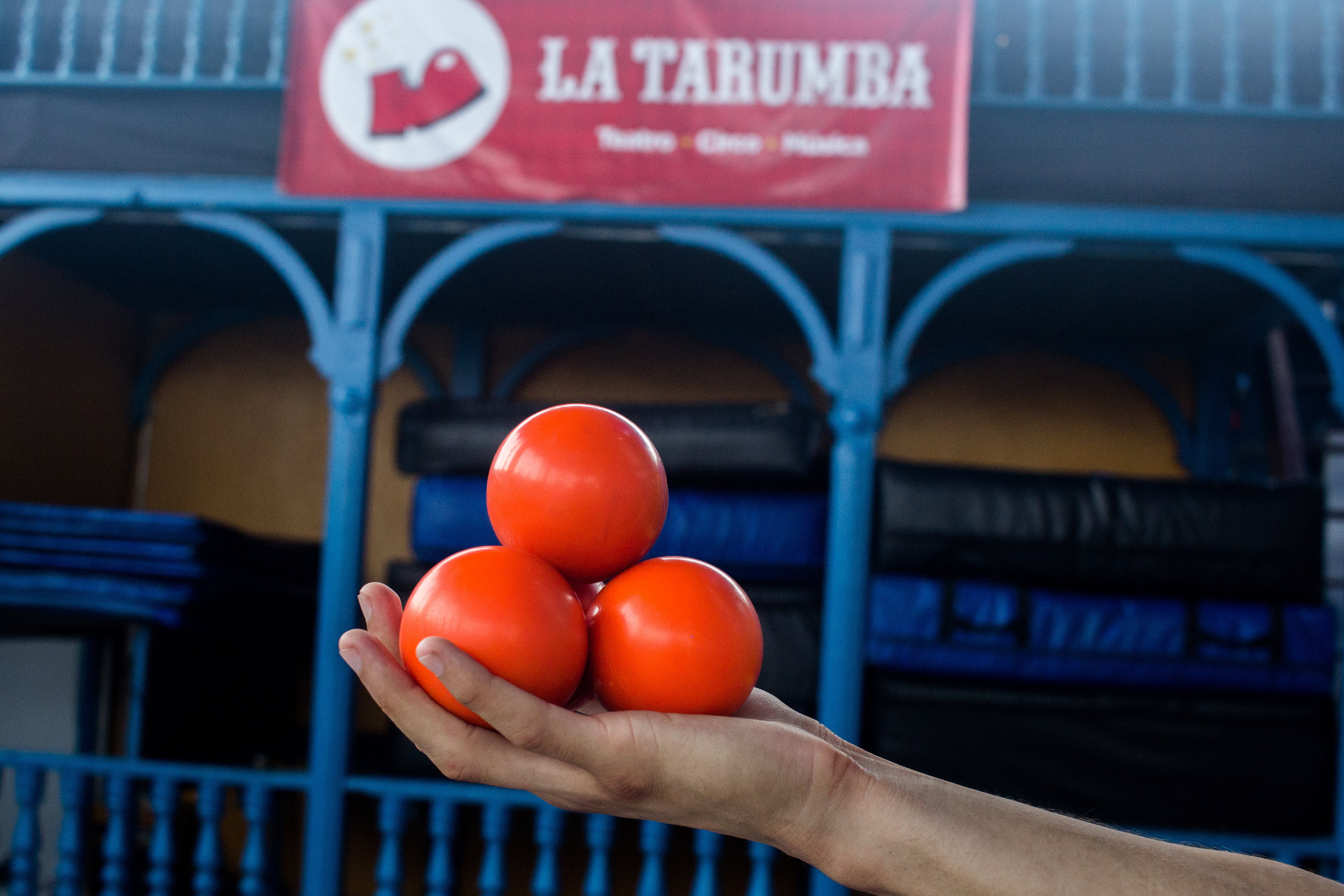 Para las industrias creativas de la Economía Naranja, lo social y cultural, no necesariamente debe provenir de una mirada asistencialista: tiene toda la capacidad de prosperidad empresarial. Foto: Roberto Gil