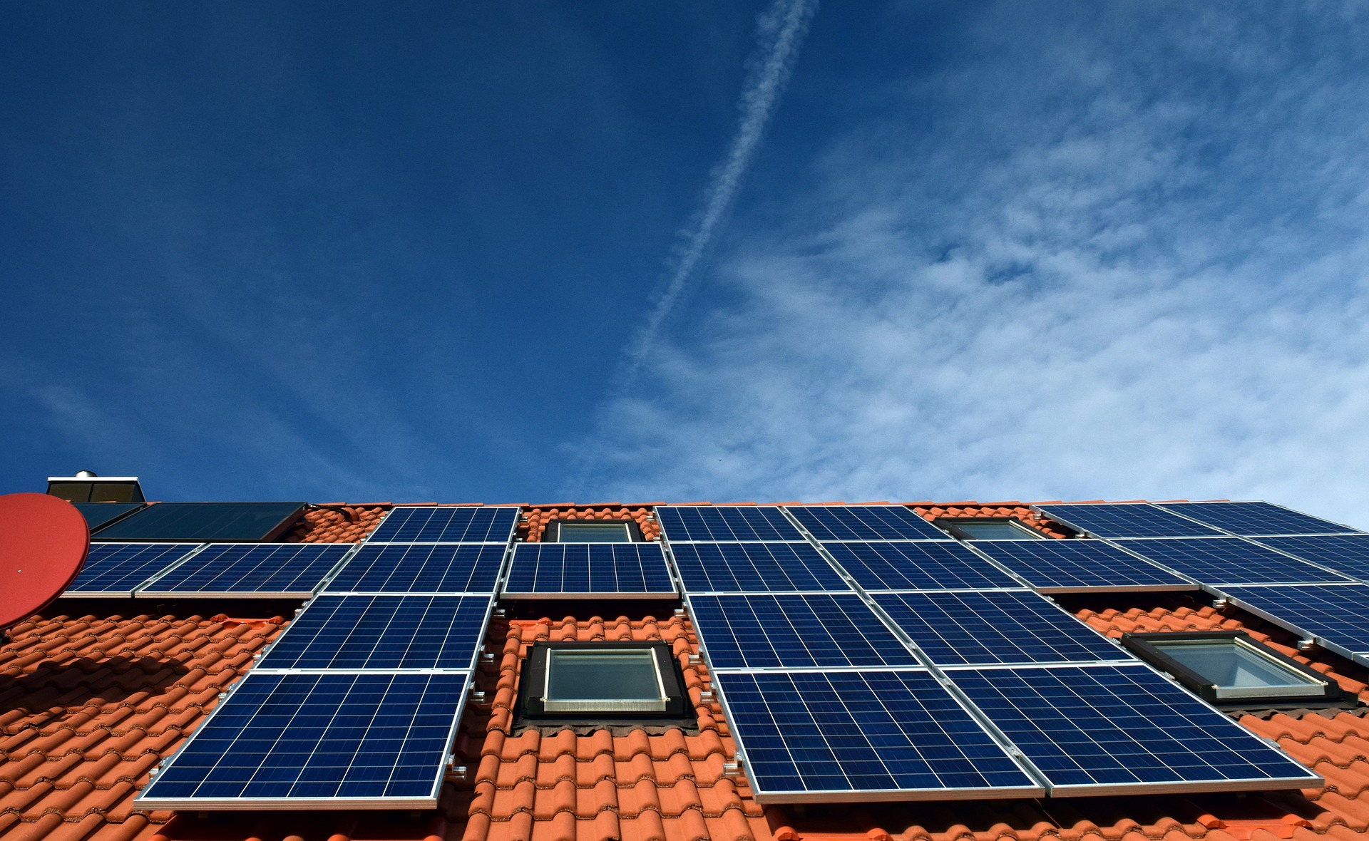 El aplicativo que te dice qué costo tiene usar energía solar en tu casa