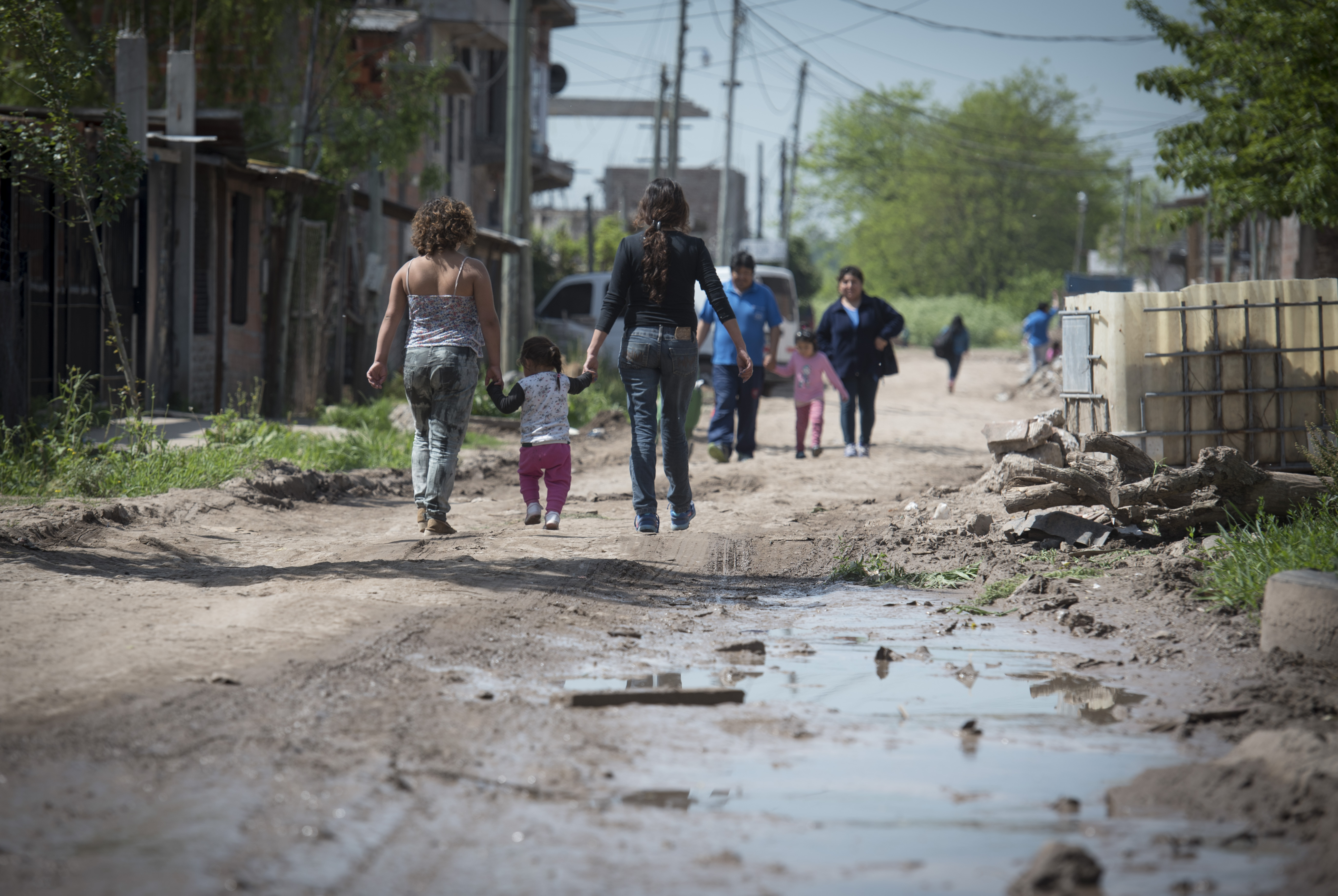 En Argentina pobreza y desigualdad aumentarían 4.6 % y 9.5 % respectivamente por COVID-19